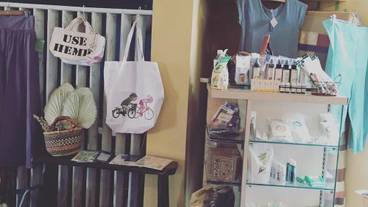 ギフト ショップ / 3