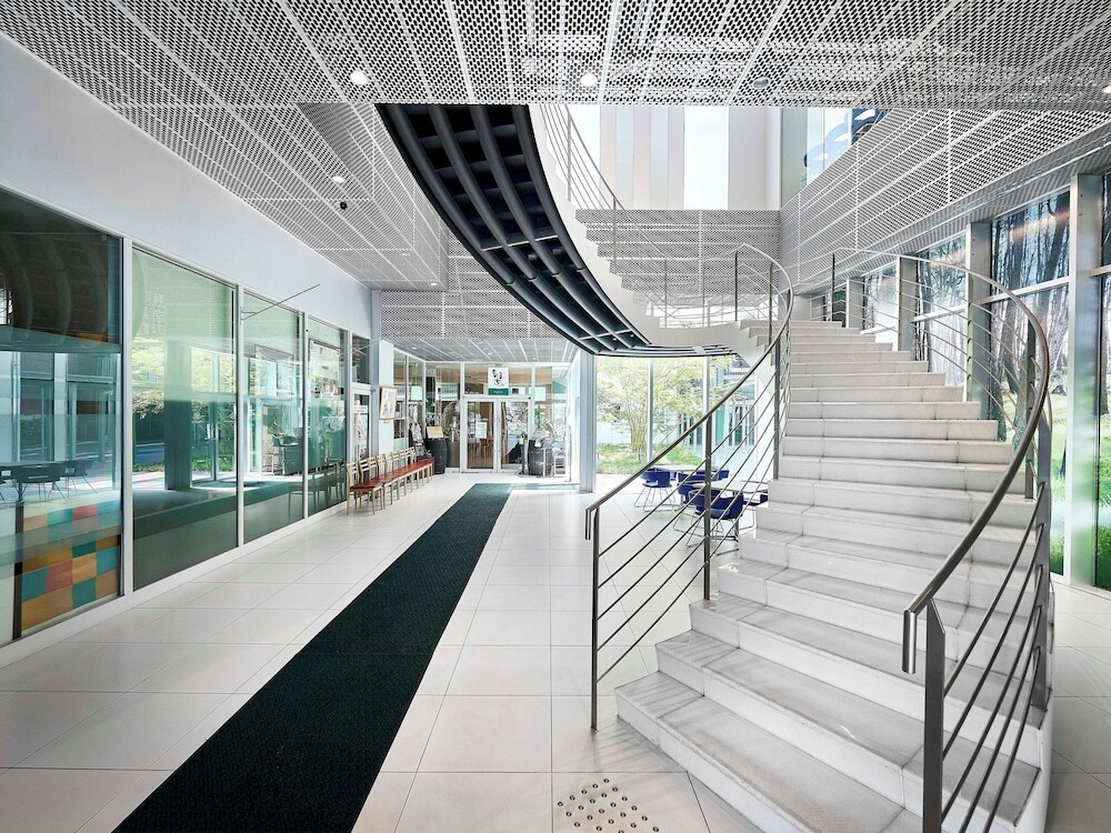 内部エントランス