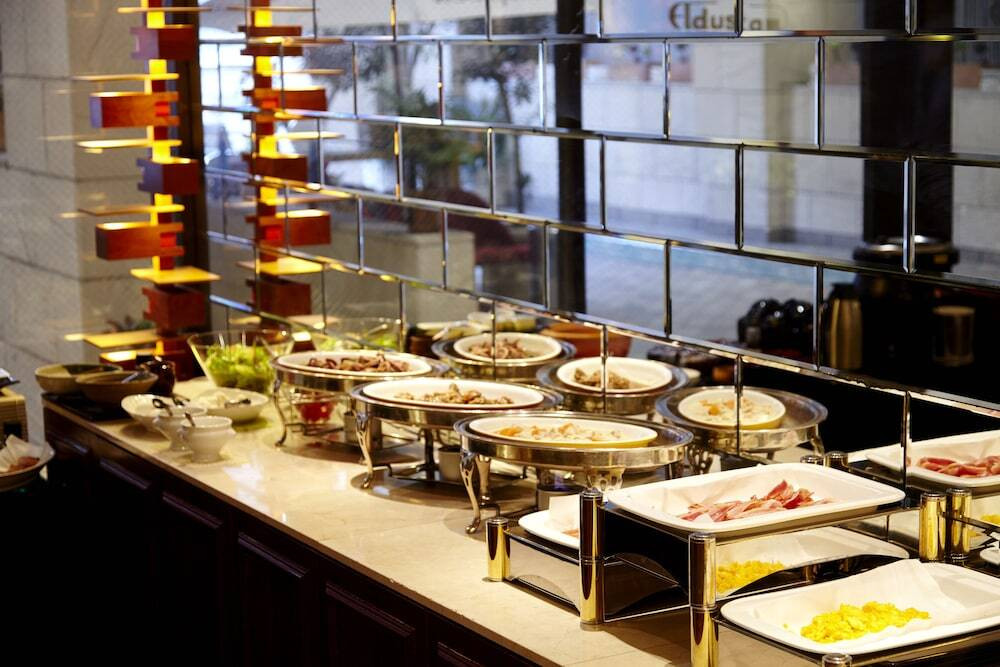 朝食ビュッフェ