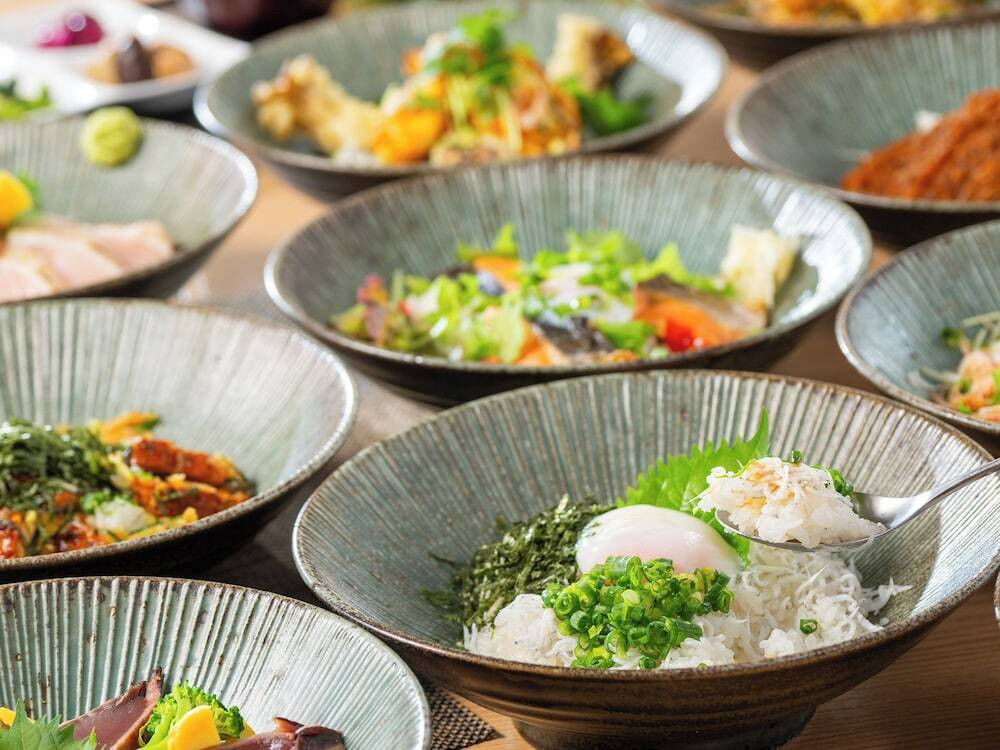 朝食