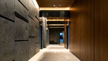 内部エントランス / 2