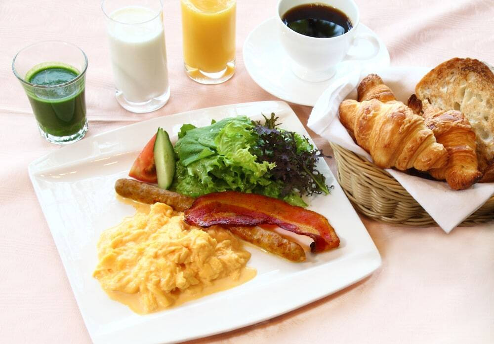 朝食