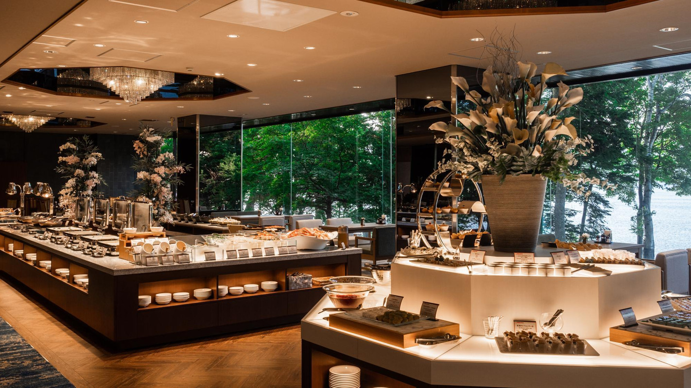 テラスダイニング①