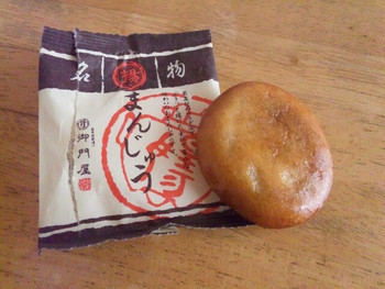 「御門屋 東京駅京葉ストリート店」 料理 7482396 揚げまんじゅう（こし餡）