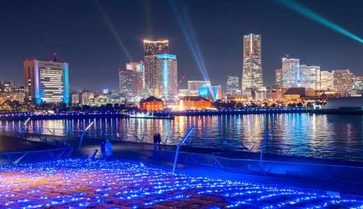 イルミネーションの輝きに包まれて。ロマンチックに浸る大人の冬旅プラン​