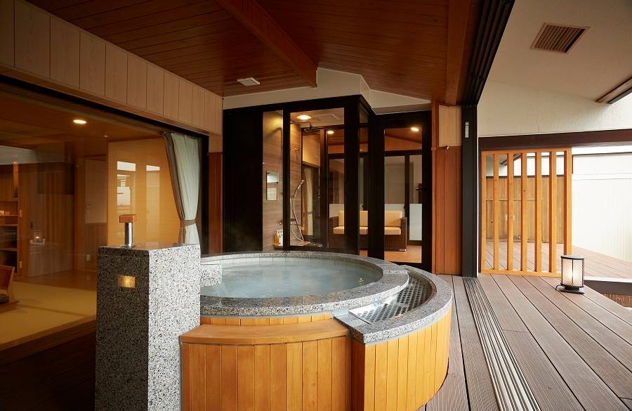 「山水亭」客室 / 2