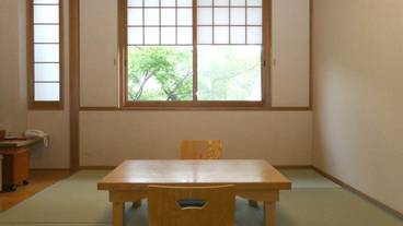 客室 / 4
