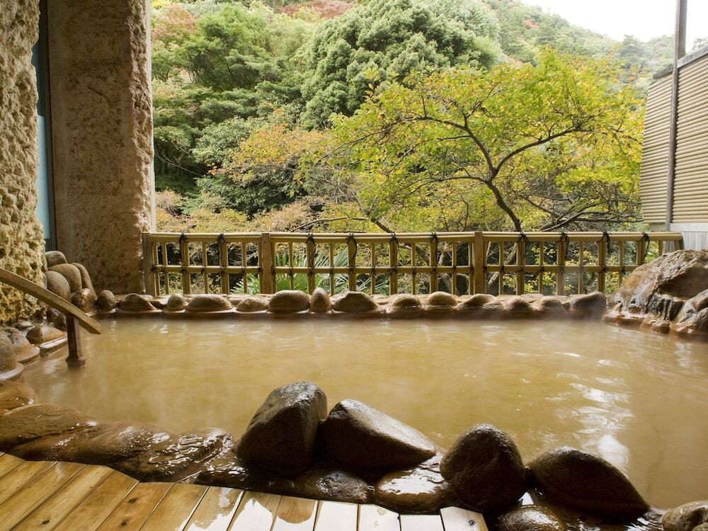 落葉山や滝川に囲まれた、有馬の自然を身近に感じられるお宿4019596