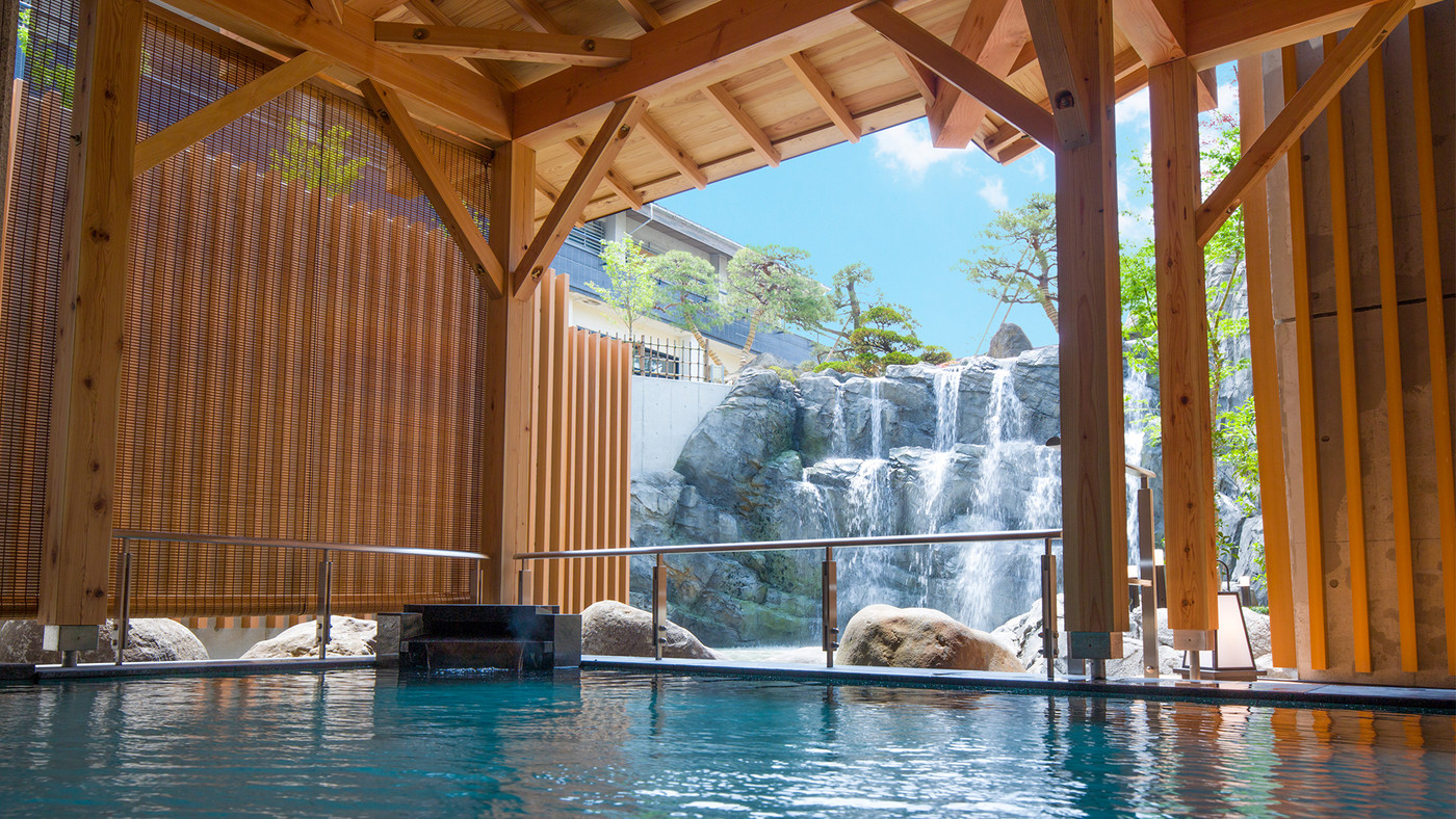 いろんな世代が楽しめる設備が整った宿4012408