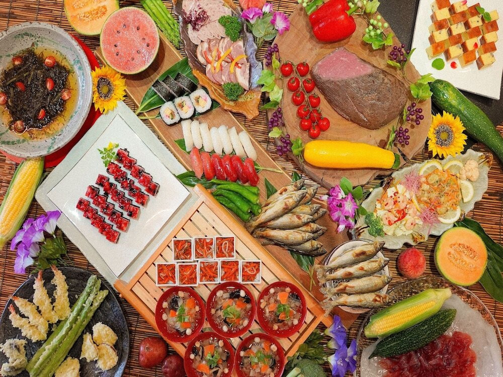 フレンチ、和食、バイキングと盛りだくさん!3967289