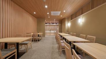 ロビー応接スペース / 8