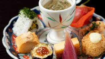 食事・飲み物 / 21