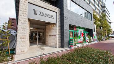 施設の入り口 / 14