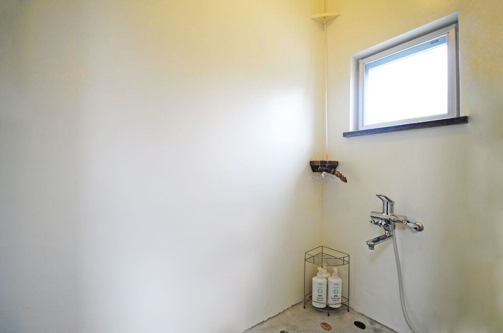 バスルームのシャワー