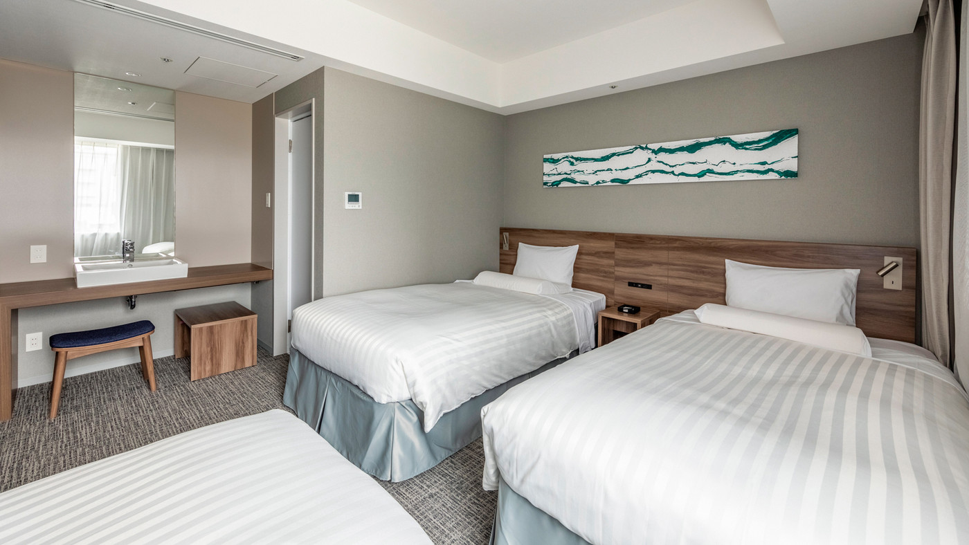 ビッグサイトまでは無料シャトルバスで楽々アクセス4374633