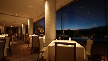 レストラン(夜) / 5