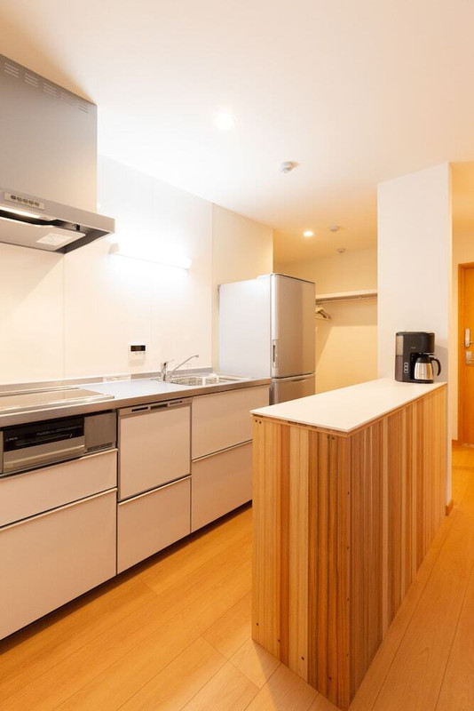 客室内のダイニングエリア