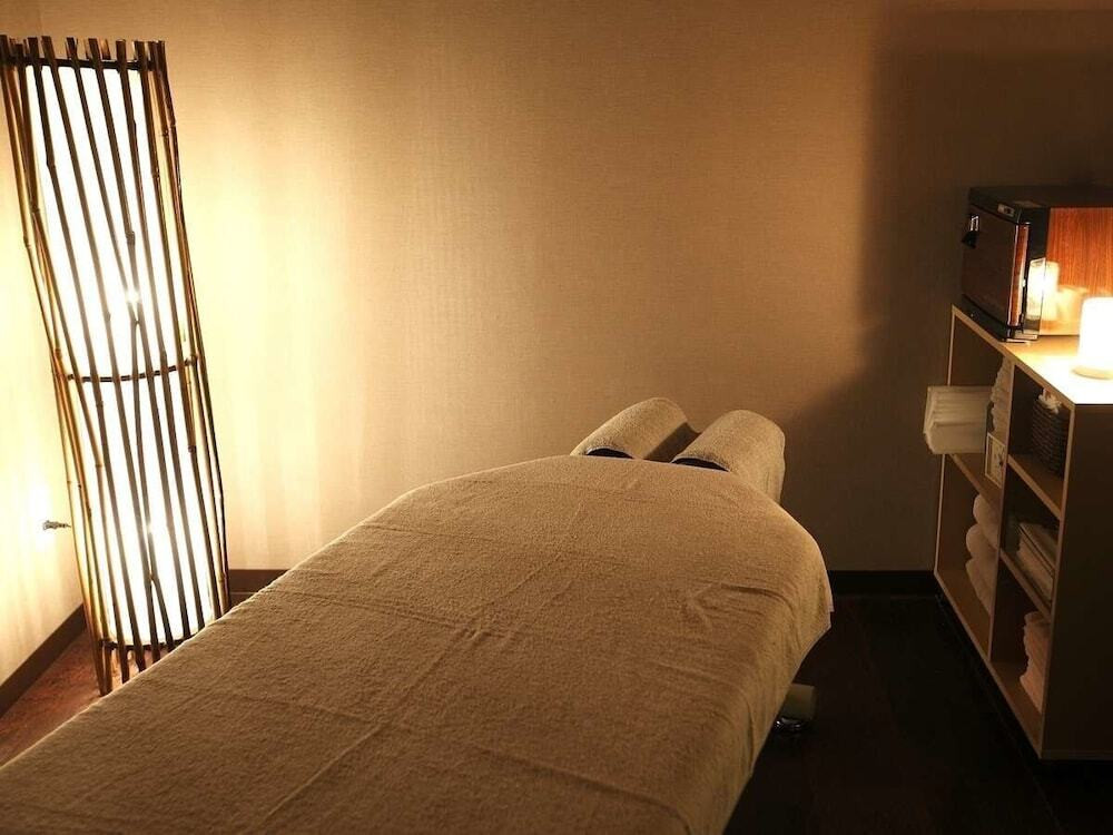 フロント