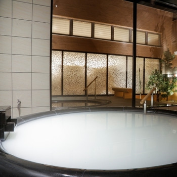 自然に囲まれたリゾートホテルで心も体もリラックス!3927989