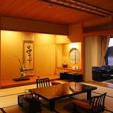 雲仙温泉・源泉かけ流し＆おしどりの池を望む美食の宿 東園（ウンゼンオンセンゲンセンカケナガシオシドリノイケヲノゾムビショクノヤド アズマエン） / 4