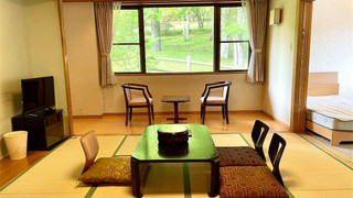 スイートルーム（和洋室) 共用バスルーム