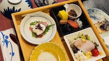 朝食 / 15