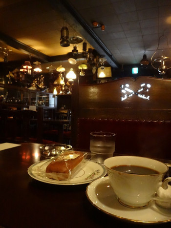 「純喫茶 光」内観 888300 