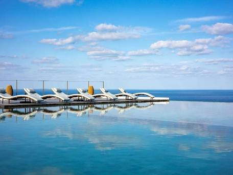 One Suite THE GRAND / 1