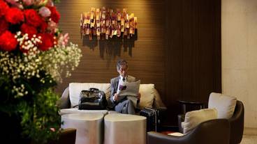 ロビー応接スペース / 9