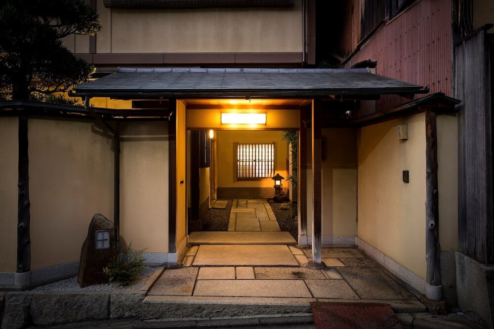 祗園にある全12室のお宿でほっこり4270122