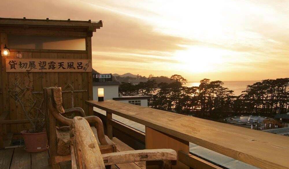 海の見える大浴場で
身も心もリラックス / 5