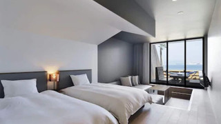 バークロッジ(ポートエリアにてチェックイン)