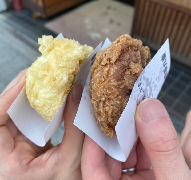 浅草の「仲見世」で
食べ歩きからスタート / 5