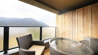 [本館] 最上階 露天風呂付き和室キングベッド 禁煙 (大人料金：3歳以上,0-3歳添い寝のみ)