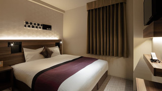 モデレートダブル 禁煙 160cm ベッド１台 16.9平米