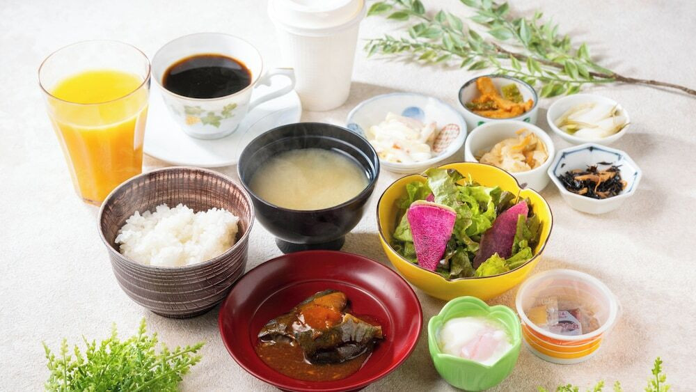 朝食