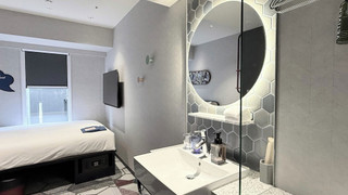 スタジオ ダブルベッド 1 台 (One of a Kind)