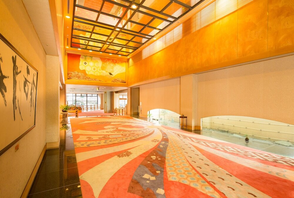 客室は全て約74㎡以上！ゆったりとしたお部屋で渓谷美を楽しんで4262239