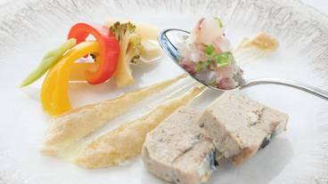 食事・飲み物 / 11