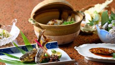 食事・飲み物 / 9