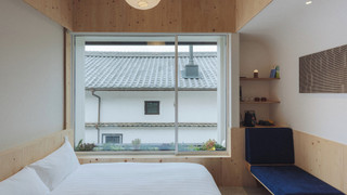 スタジオ ダブルベッド 1 台