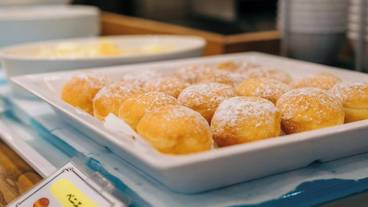 朝食ビュッフェ / 24