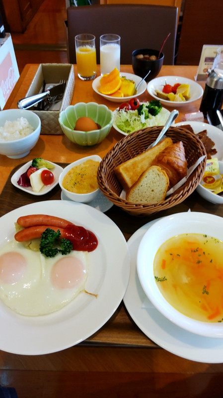 朝食　洋食＋ハーフバイキング