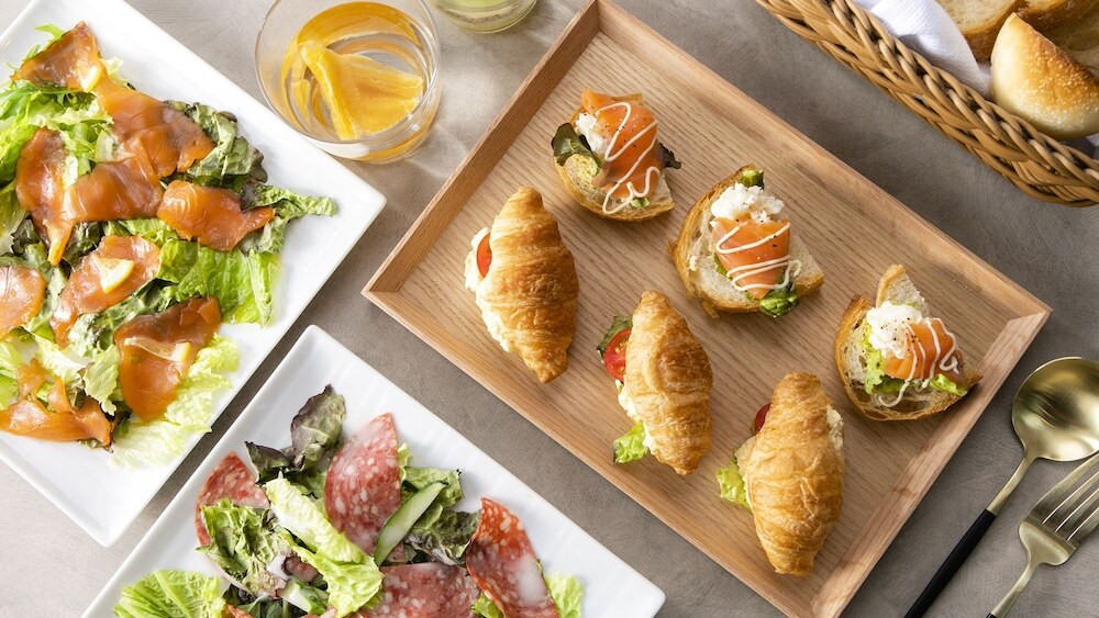 朝食ビュッフェ クロワッサンサンド