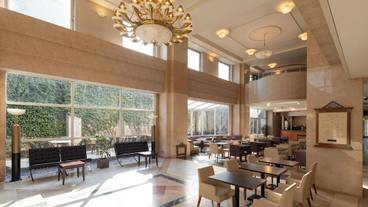 ロビーラウンジ / 4