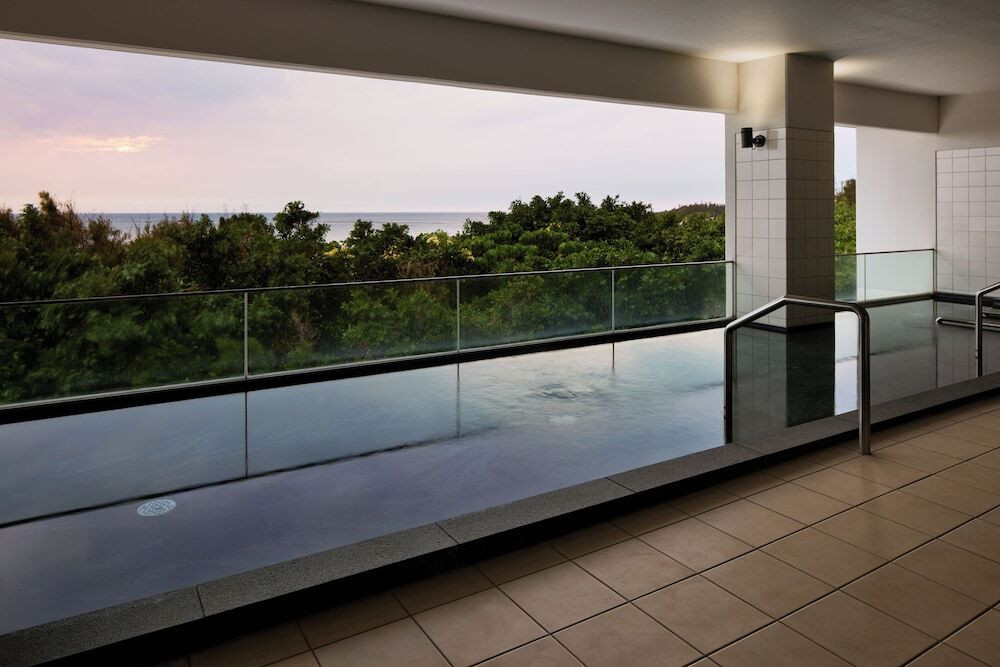 展望風呂や客室からの絶景に心癒されるひとときを。3947941