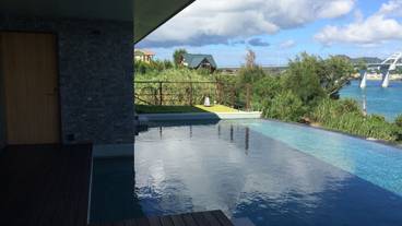 内部エントランス / 2