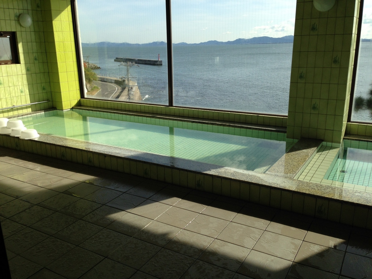 全室オーシャンビューが贅沢。大浴場で心のお洗濯を4024056