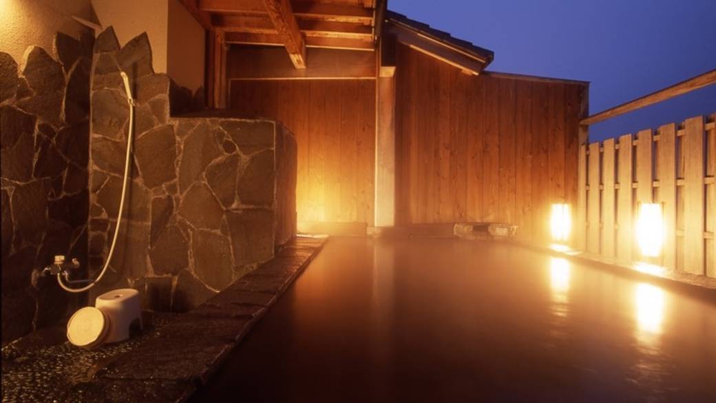 貸切露天風呂「ふれあいの湯」 / 2