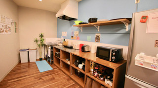 2名予約用 男女混合ドミトリールーム内の二段ベッド